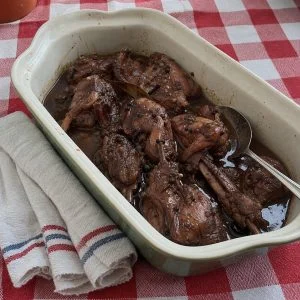 Coelho ao Molho Pimenta (Hasenpfeffer)
