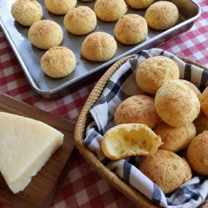Pão de Queijo Mineiro