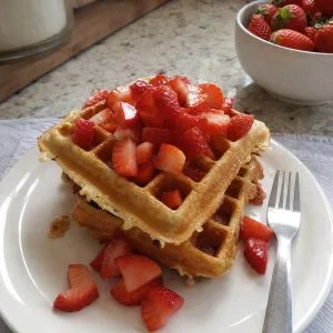 Waffles com Morangos